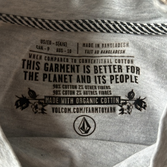 Grey Volcom Crop Top - Picture 3 of 3